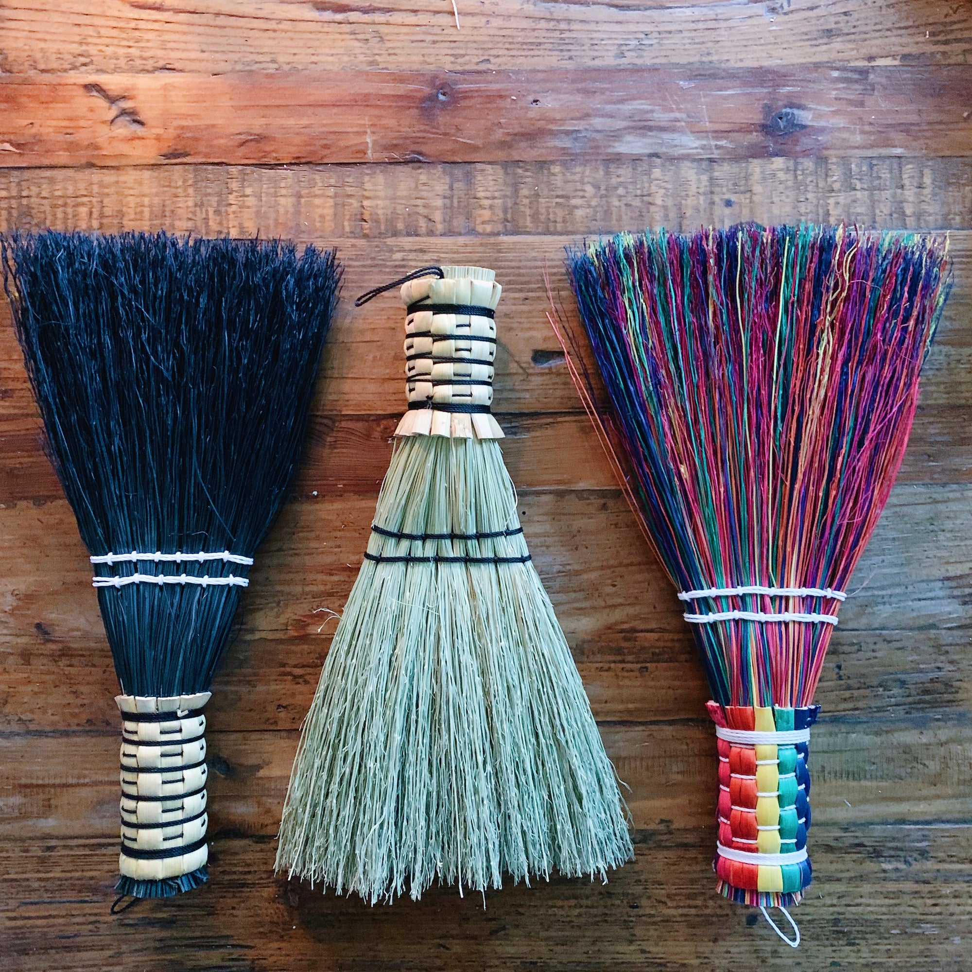 Roots & Crowns Whisk Broom